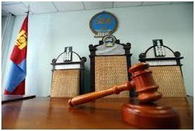 Иргэдээс 300 гаруй сая төгрөг залилсан эмэгтэйд 10 жилийн ял оноов