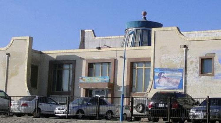 Усан спортын төвийг хувьчлан авах санал ирсэнгүй