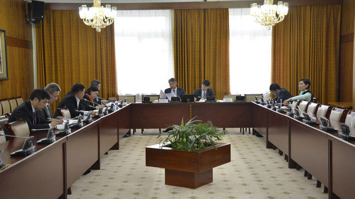 Зарим ЭСЯ-ыг татан буулгахыг эсэргүүцэв