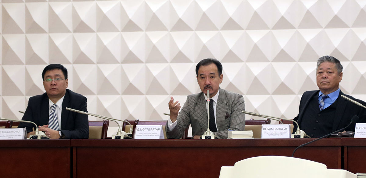 Хүчирхийлэлд өртсөн хүүхдүүдийн 3 нь ЭРЭГТЭЙ гэв