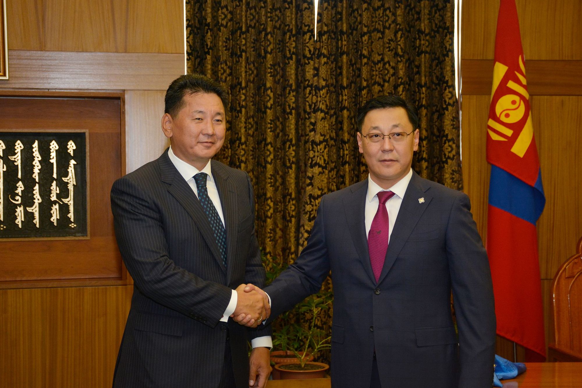 У.Хүрэлсүхийн засагт сайдаар ирэх эрхмүүдтэй  танилц!