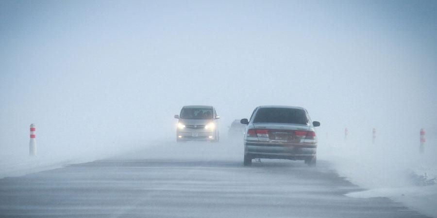 Цасан шуурга шуурч, хүйтрэхийг анхаарууллаа