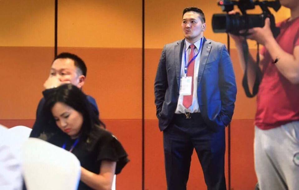 АЗХ-ны ерөнхийлөгчид Б.Хайдавмөнх хүч үзнэ