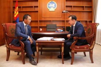 Гадаад харилцааны сайд Д.Цогтбаатар үүрэгт ажилдаа орлоо