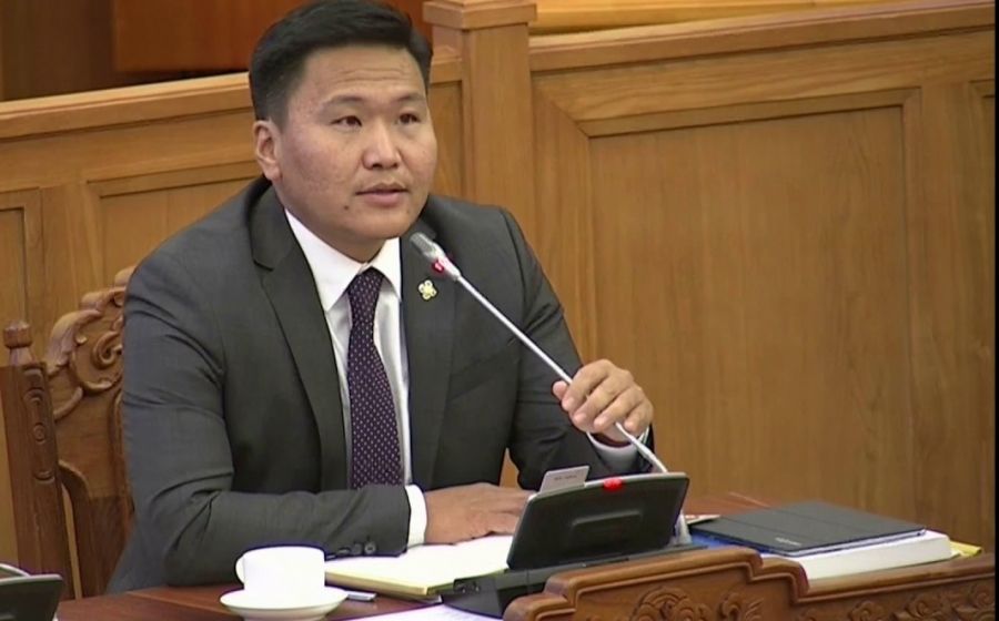 Т.Аюурсайхан: Шинэ засаг хуучин засгийн алдааг засах ёстой