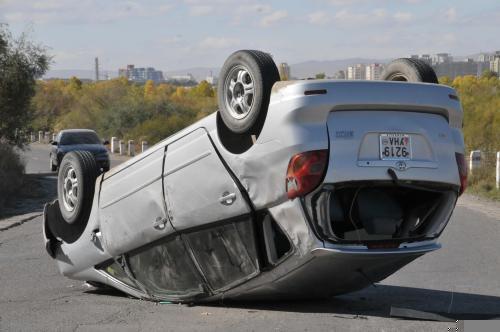 Төв аймгийн замд дахин осол гарч 4 хүн амиа алдлаа