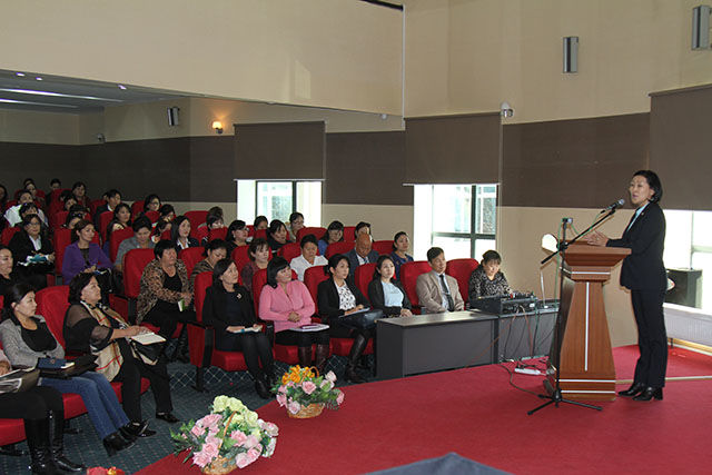 Ц.ЦОГЗОЛМАА: СУРГУУЛЬ, ЦЭЦЭРЛЭГИЙН УДИРДЛАГУУДТАЙ УУЛЗЛАА