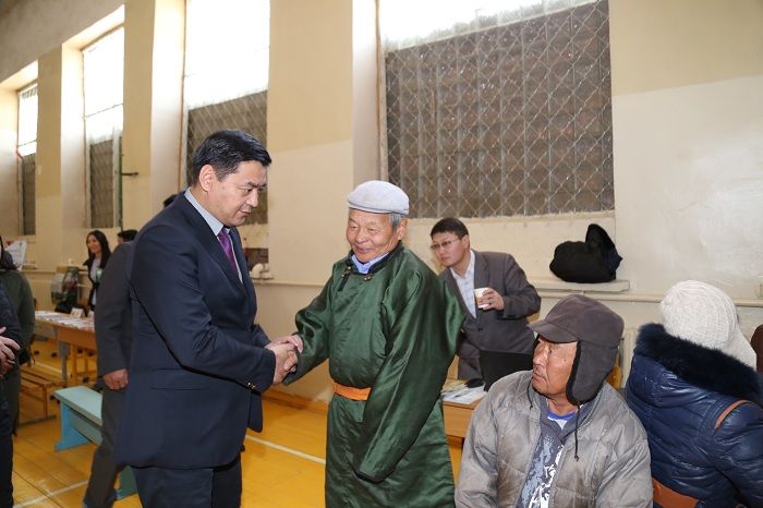 Алслагдсан хороодод нэг цэгийн үйлчилгээ үзүүллээ