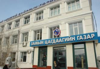 Согтуу жолооч осол гаргаж хүний аминд хүрчээ