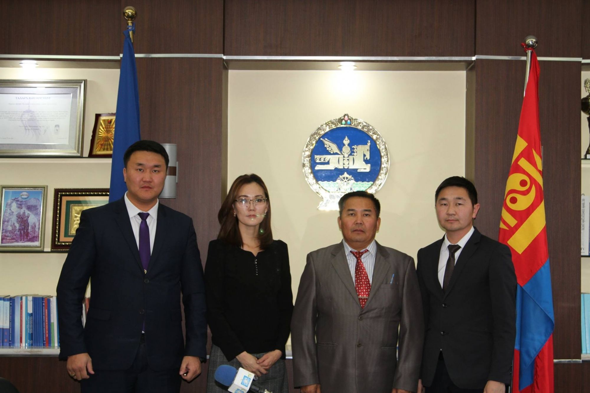 Хөвсгөл аймагт Авлигаас урьдчилан сэргийлэх олон нийтийн дэд зөвлөл ажиллаж эхэллээ