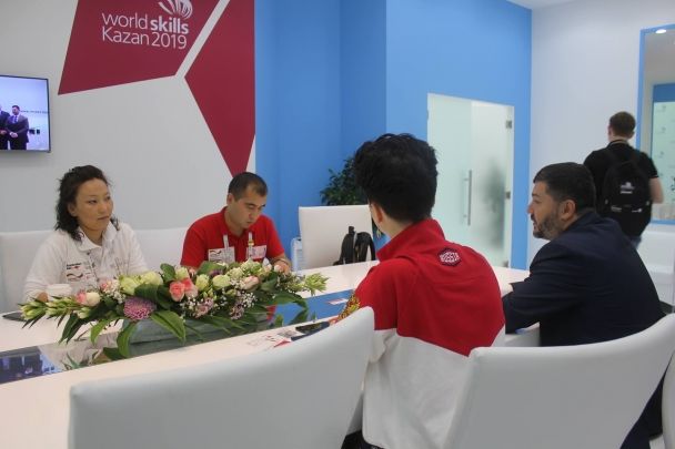 ХНХЯ-ны төлөөлөл WorldSkills HiTech тэмцээнд ажиглагчаар оролцож байна