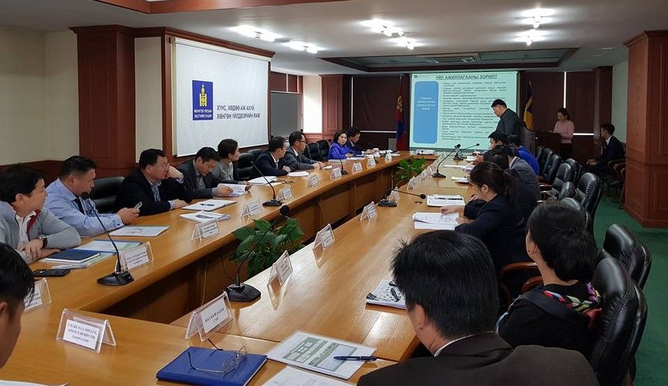 ХХААХҮ-ийн сайд Б.Батзориг өвөлжилтийн бэлтгэлийг  шуурхай ханган  ажиллахыг үүрэг болгов