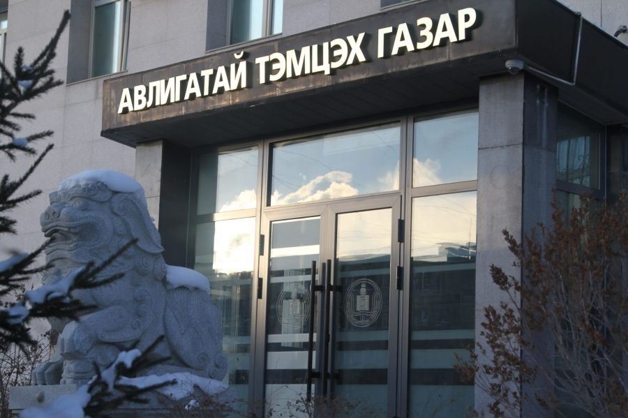 Төрийн албаны сонгон шалгаруулалтын явцыг хянажээ