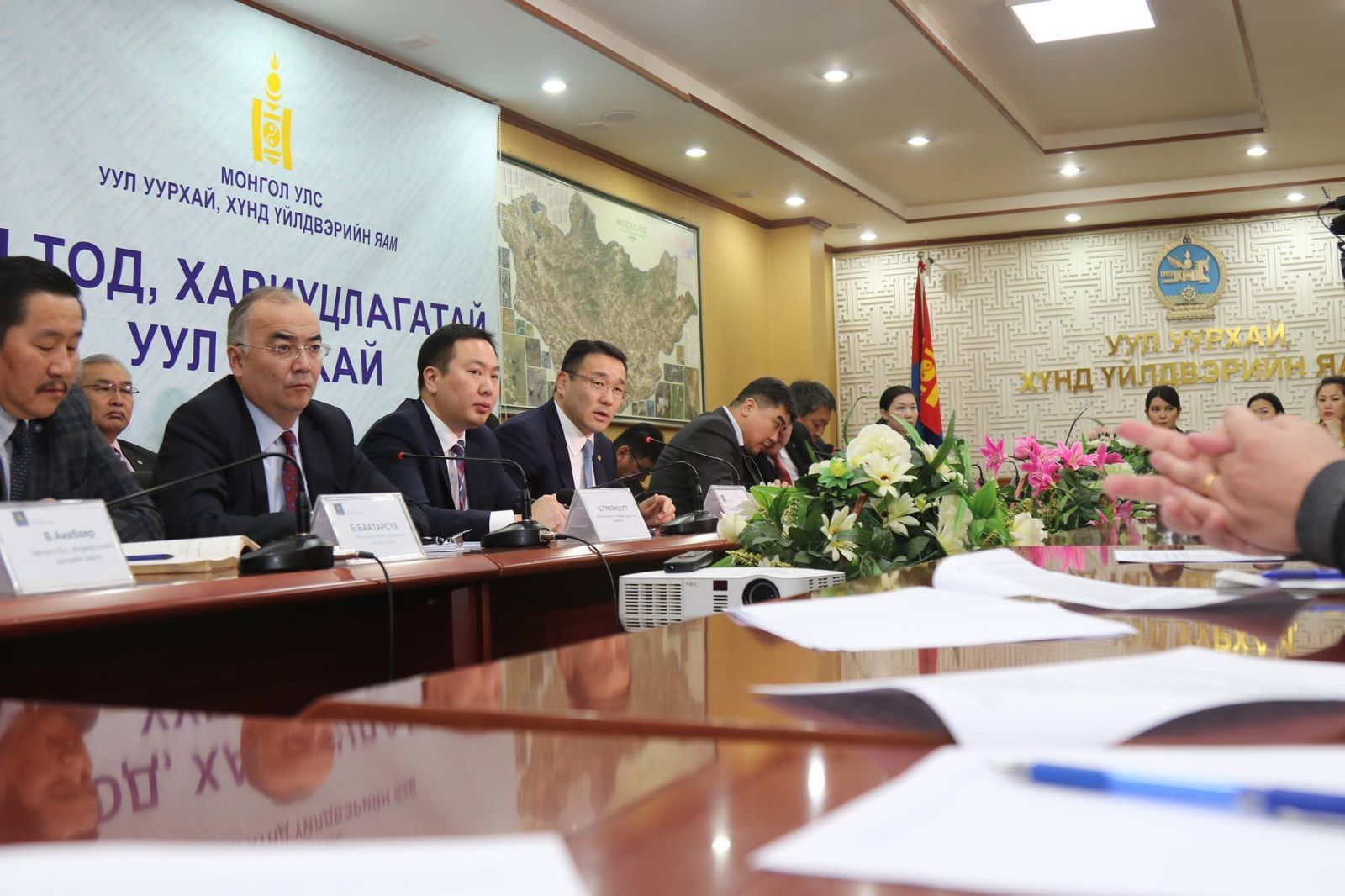 Улсын нийт экспортын 78.8%-ийг уул уурхайн бүтээгдэхүүний экспорт эзлэж байна