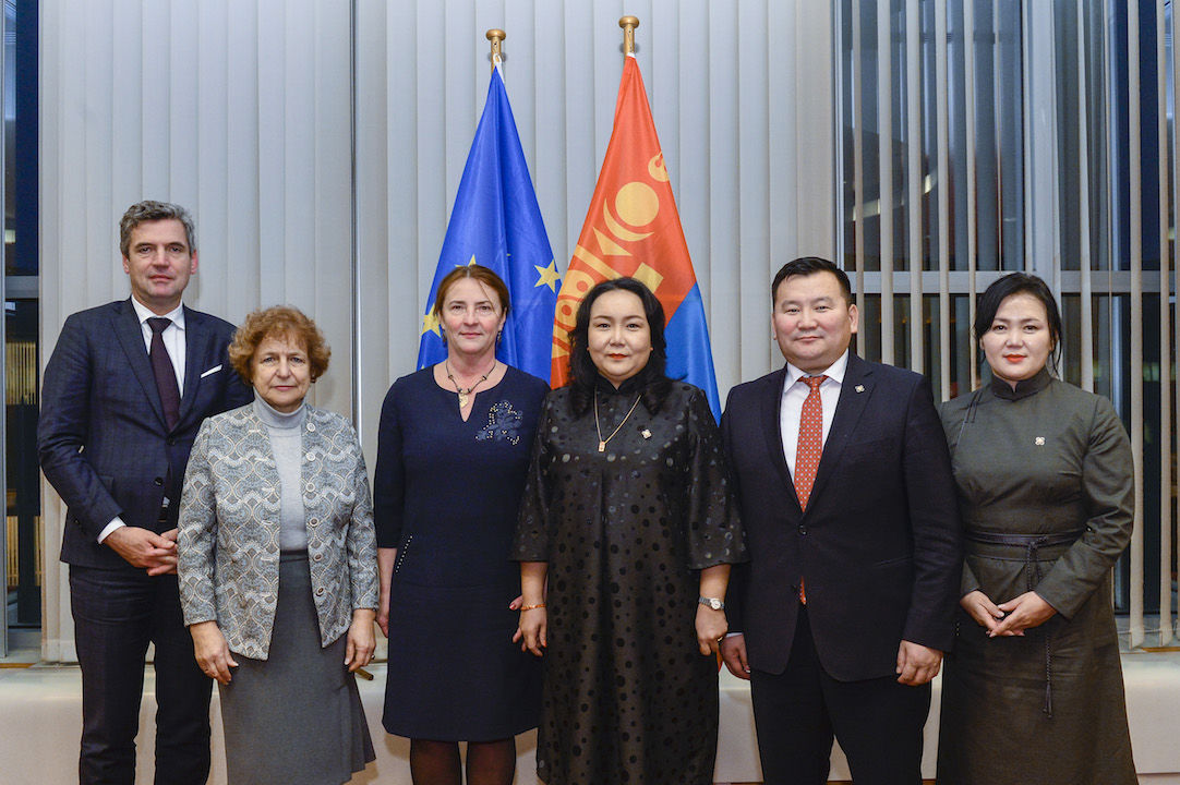 УИХ, Европын парламент хоорондын 11 дүгээр зөвлөлдөх уулзалтад оролцов