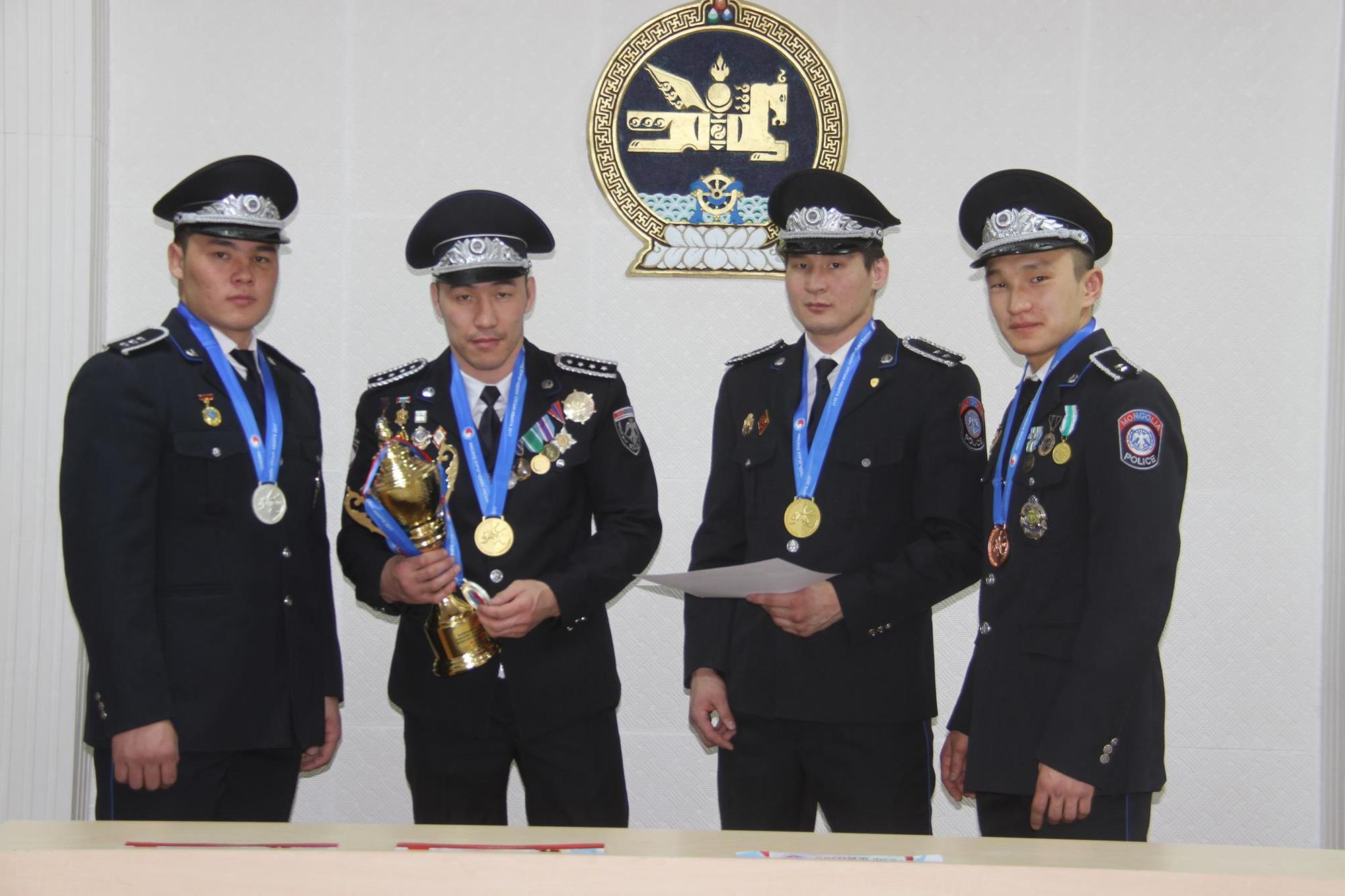 Тусгай ажиллагааны газрын ”Ирвэс” клубын баг дэд байр эзэллээ