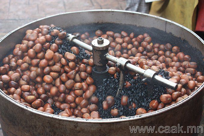 Нүүрсэн дор 10тн самар ачиж явсныг илрүүлжээ