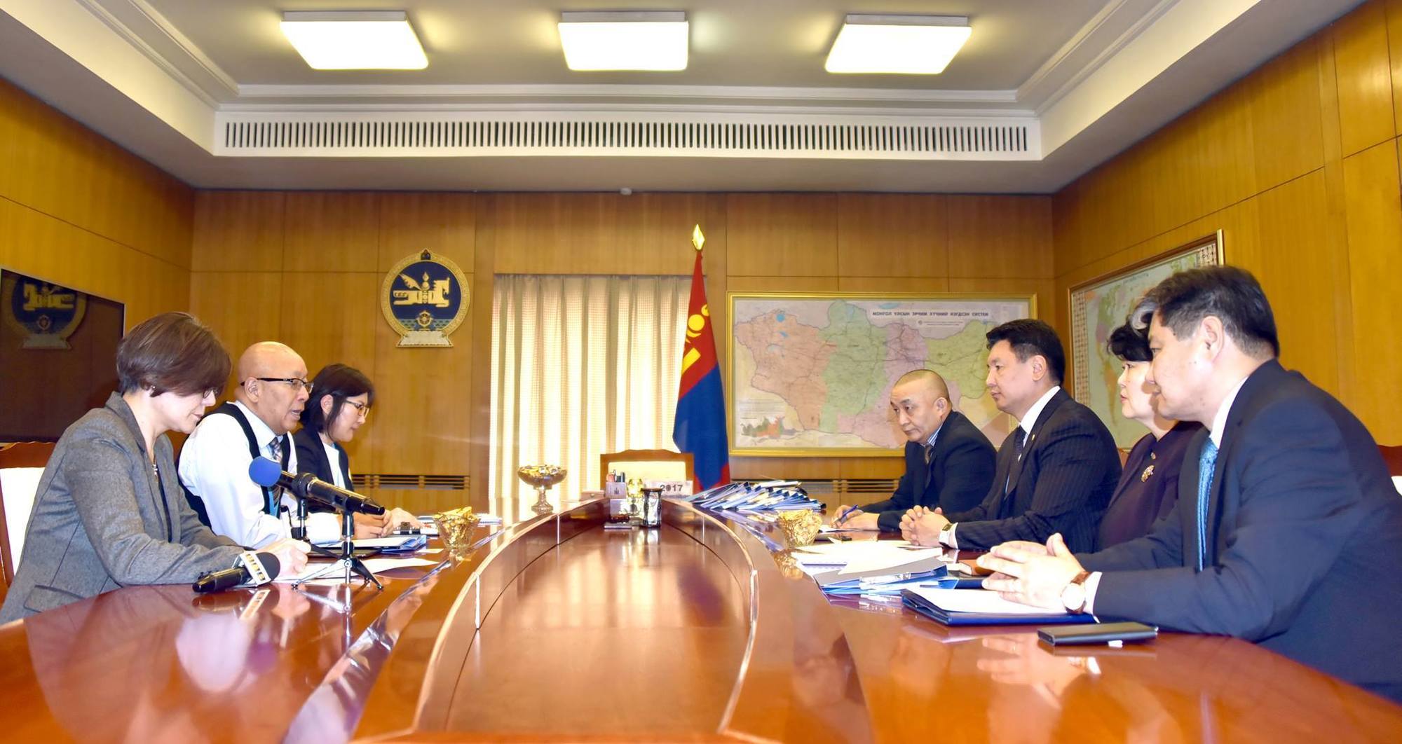 Шадар сайд ДЭМБ-ын суурин төлөөлөгчтэй уулзлаа