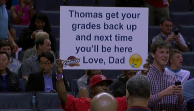 Хүүгээ муу сурлаа гэж шийтгэхийн оронд ийм арга хэрэглэжээ