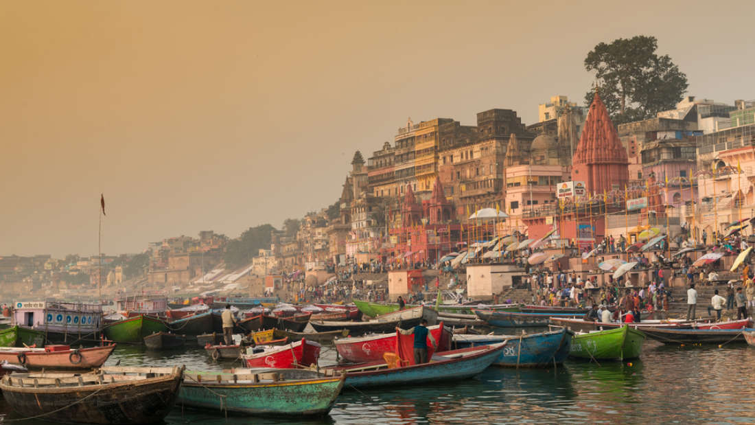 Ганга болон Ямуна мөрөн хүнтэй эн тэнцүү эрх эдлэнэ