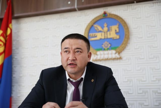 Б.Чойжилсүрэнгийн компани Тостын нурууг ухахаар шулуудлаа