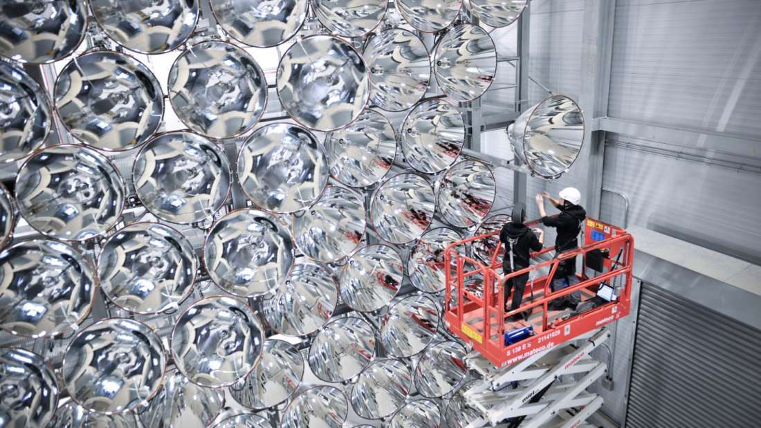 Германд дэлхийн хамгийн том хиймэл нар бий