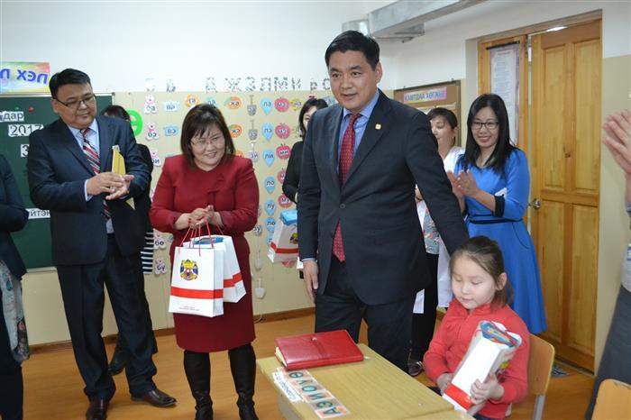 Бага сургууль, цэцэрлэгийн цогцолборын үйл ажиллагаатай танилцлаа