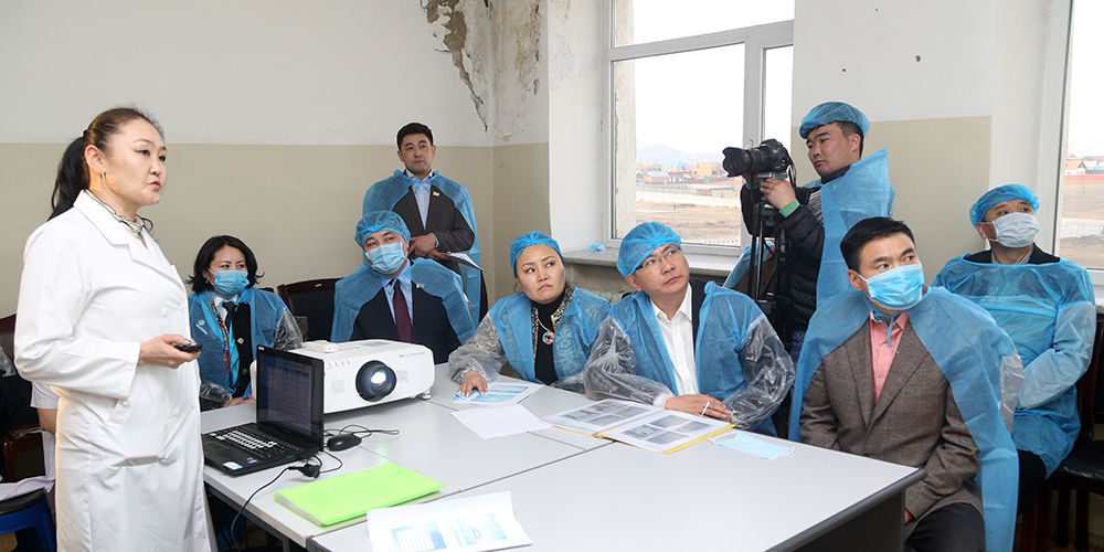 Налайх дүүргийн Эрүүл мэндийн төвд тулгамдсан асуудлуудыг танилцууллаа