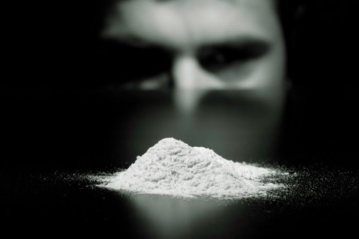 Хар тамхины хэргээр найман монгол саатуулагджээ