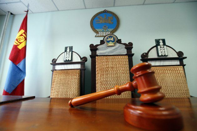 Аймаг, сум дамжин мал хулгайлдаг этгээдүүдийг ялалжээ