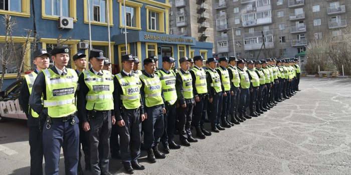 Замын хөдөлгөөнд оролцогчдод хяналт тавина