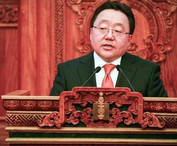 Ц.Элбэгдорж: Уулын буга хараад унасан морио мартаж болохгүй