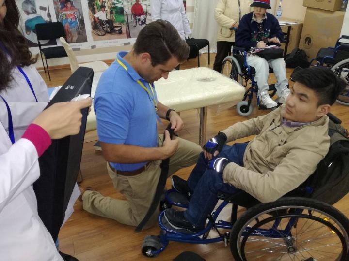 600 гаруй тэргэнцэр хандивлажээ