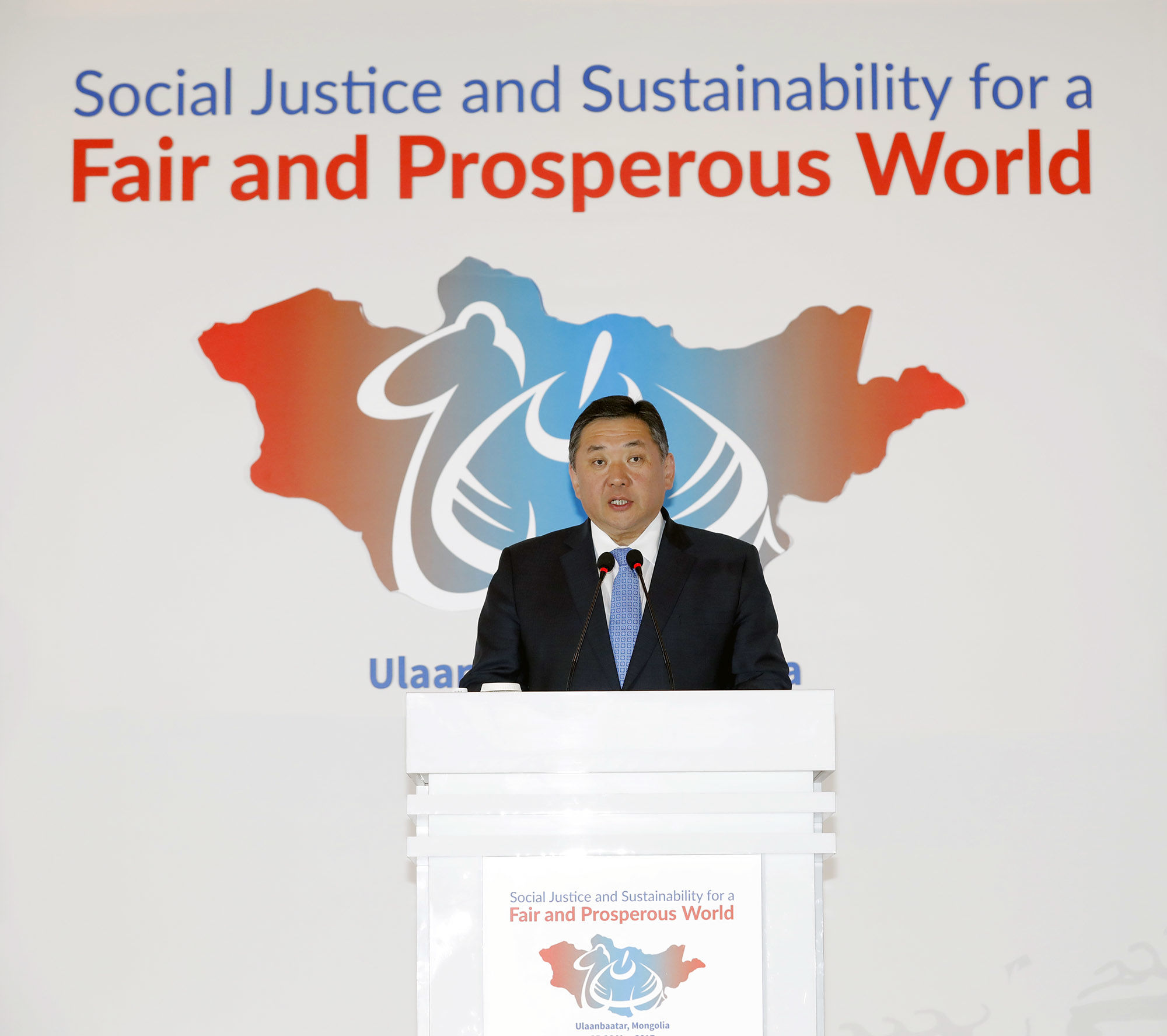 М.Энхболд: Аливаа улс орон тогтвортой бодлого, тууштай улс төрийн шийдвэргүйгээр хөгжин цэцэглэх боломжгүй.