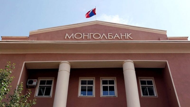 Арван мянгыг хулгайлаад шоронд, 14 их наядыг “салхинд хийсгээд” гадаадад! Шударга уу?