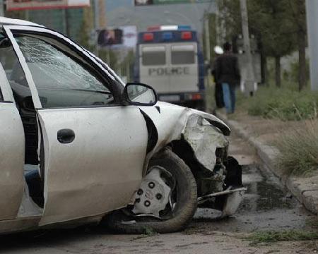 Олон хүн бэртсэн зам тээврийн ноцтой ослууд гарчээ