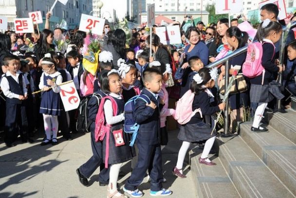 Зөвхөн 2011 онд төрсөн хүүхдүүдийг нэгдүгээр ангид бүртгэж байна