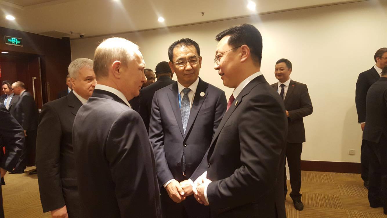 Ерөнхий сайд Ж.Эрдэнэбат ОХУ-ын Ерөнхийлөгч В.Путин, ОУВС-гийн тэргүүн Кристин Лагарад нартай ажил хэргийн уулзалт хийлээ