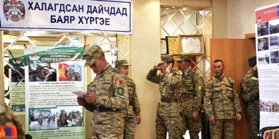 Цэргээс халагдсан дайчид ажлын байртай болж байна