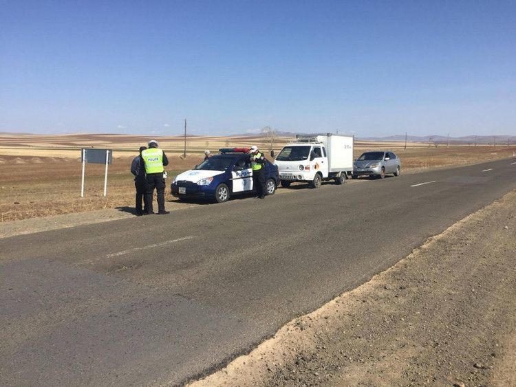 Орон нутгийн замд хурд хэтрүүлэх, урсгал сөрснөөс шалтгаалж зам тээврийн осол гарч байна