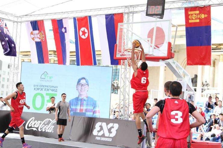 Сүхбаатарын талбайгаас дэлхийн 100 оронд дамжуулж байна