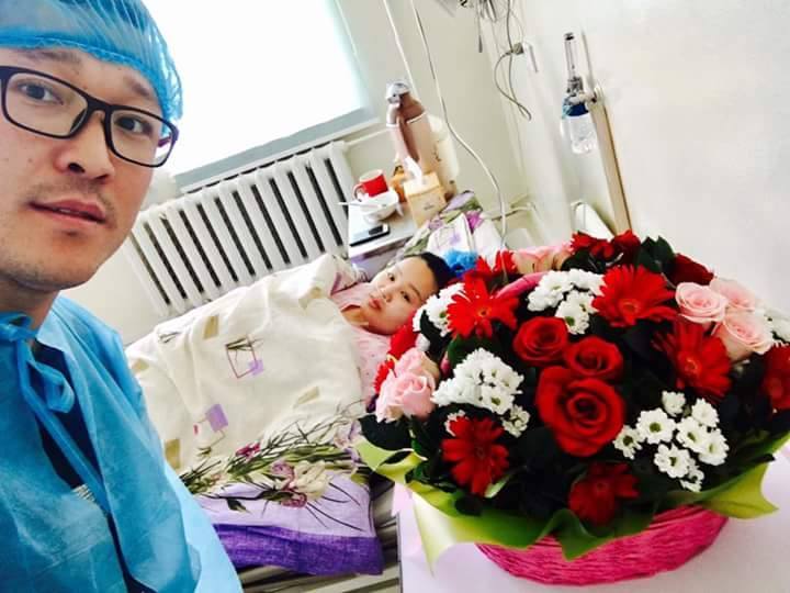 Тэмка, Г.Нарансолонго нар охинтой боллоо 