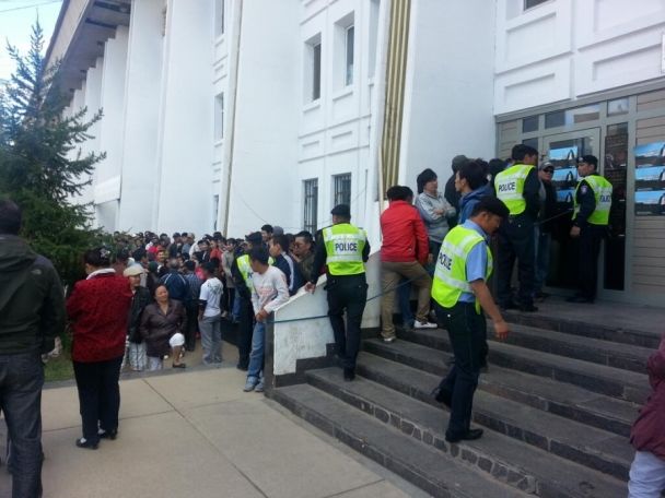 Наадмын тасалбарыг ирэх сарын 6-8-нд СТӨ-ний билетийн кассаар борлуулна