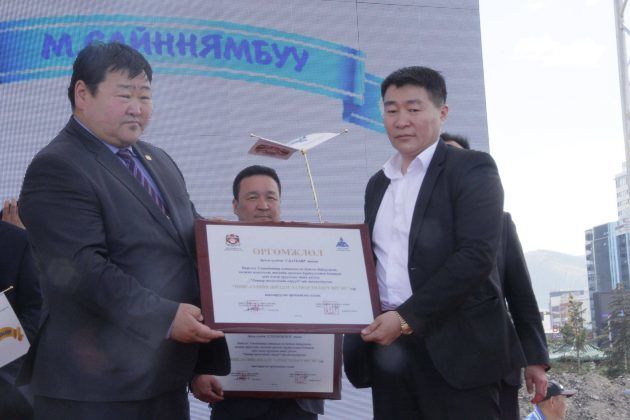 “Өмгөөлөгч” хүнийг анх удаа шилдэг татвар төлөгчөөр тодрууллаа