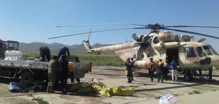 Хандив, тусламжийг нисдэг тэргээр хүргэхээр боллоо