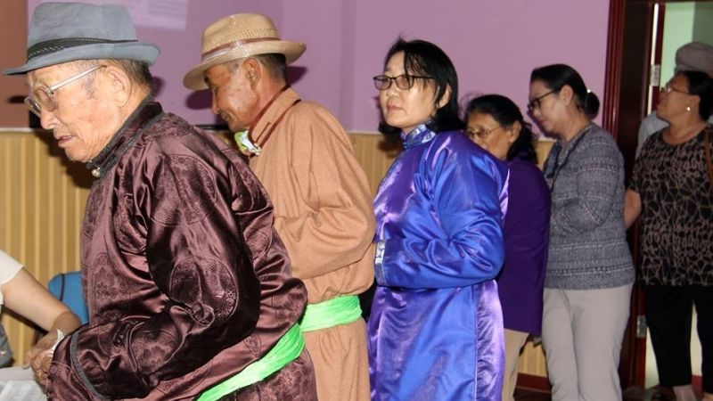 Сүхбаатарчууд сонгуульдаа идэвхтэй оролцож байна