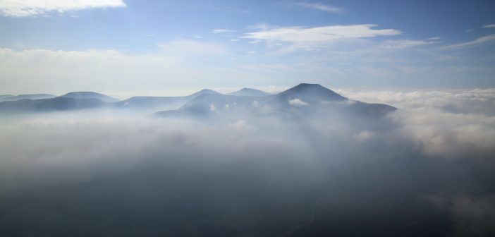 16 түймрийг бүрэн унтраагаад байна