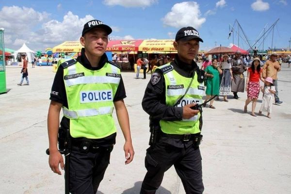 Баяр наадмаар хэрэг, зөрчилгүй тайван наадлаа гэв