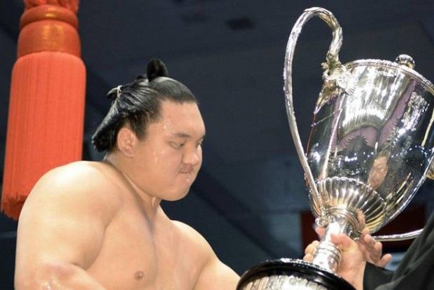 Түүхэн амжилтын эзэн өнөөдөр эх орондоо ирнэ