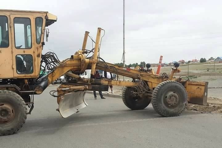 Өвөрхангайн Нарийнтээлийн замыг засаж баруун аймгууд руу явах хөдөлгөөнийг нээлээ